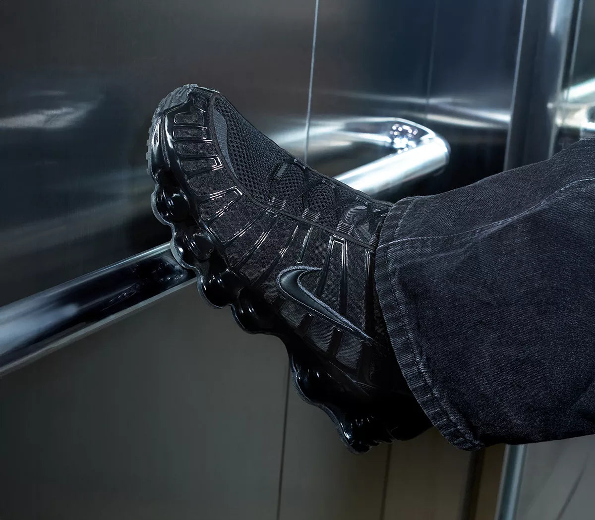 NIKE SHOX TL 'BLACK METALLIC HEMATITE'