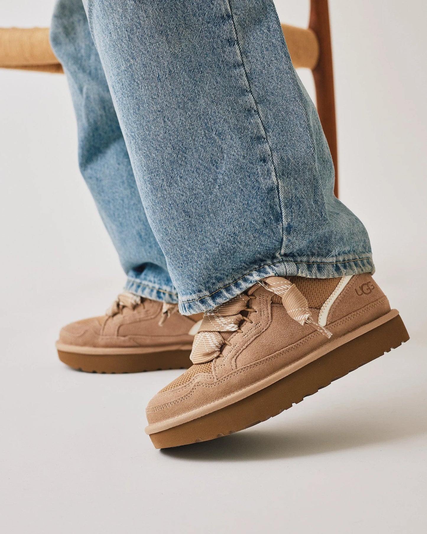 UGG LOWMEL 'SAND' W