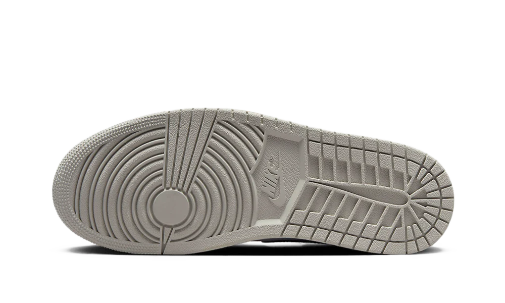 AIR JORDAN 1 RETRO HIGH OG WHITE CEMENT