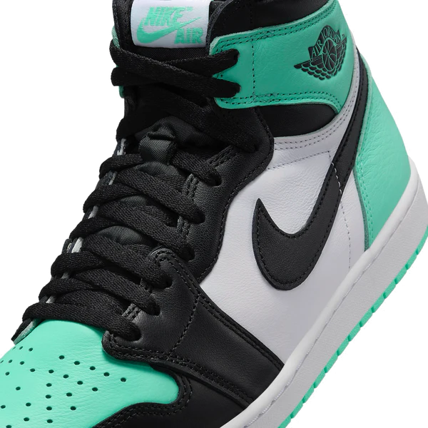 AIR JORDAN 1 RETRO HIGH OG 'GREEN GLOW'