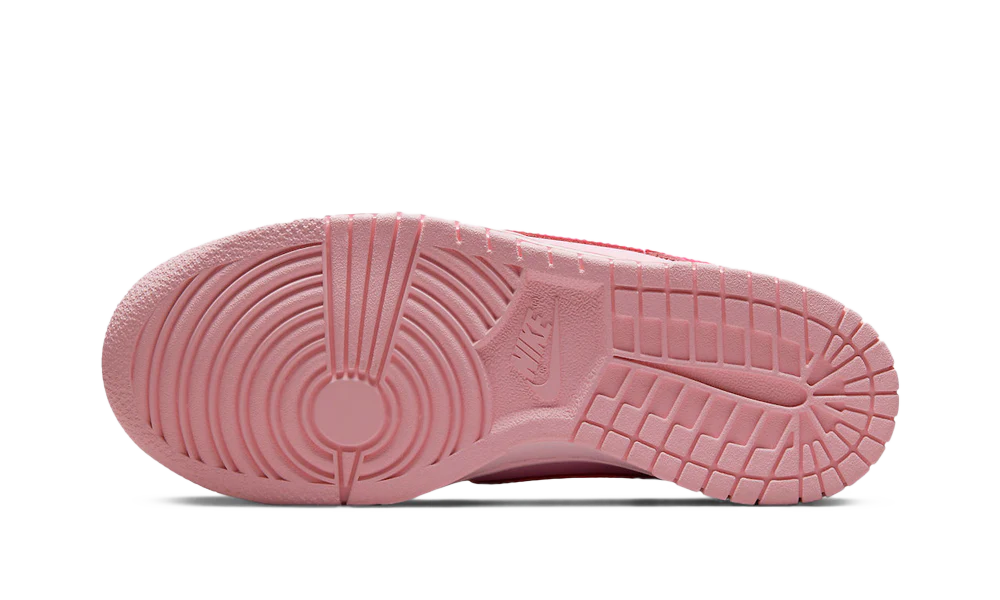 NIKE DUNK LOW 'TRIPLE PINK'