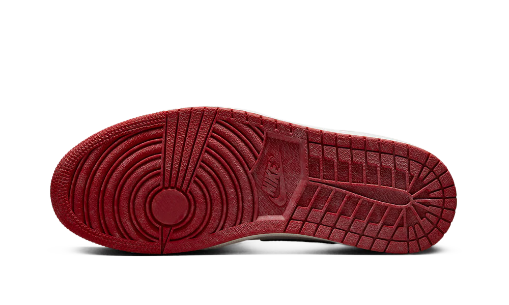 AIR JORDAN 1 RETRO HIGH OG CHICAGO 'LOST AND FOUND'