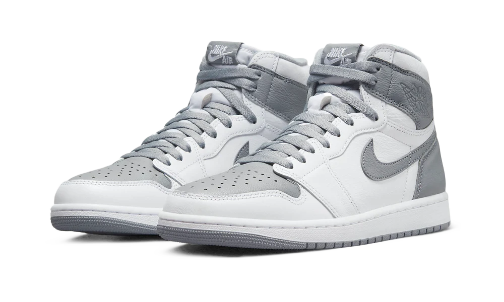 AIR JORDAN 1 RETRO HIGH OG 'STEALTH'