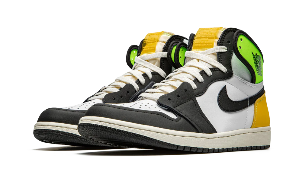 AIR JORDAN 1 RETRO HIGH OG 'VOLT GOLD'