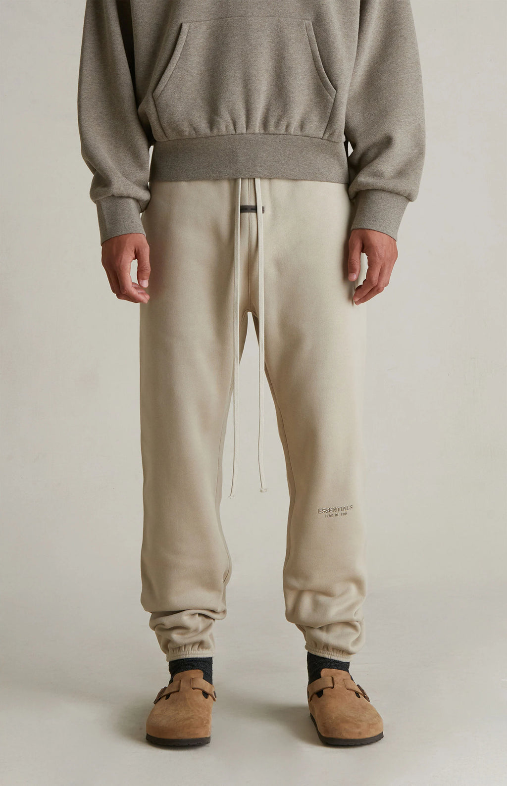 FEAR OF GOD ESSENTIALS SWEATPANTS 'TIMBER' FW25