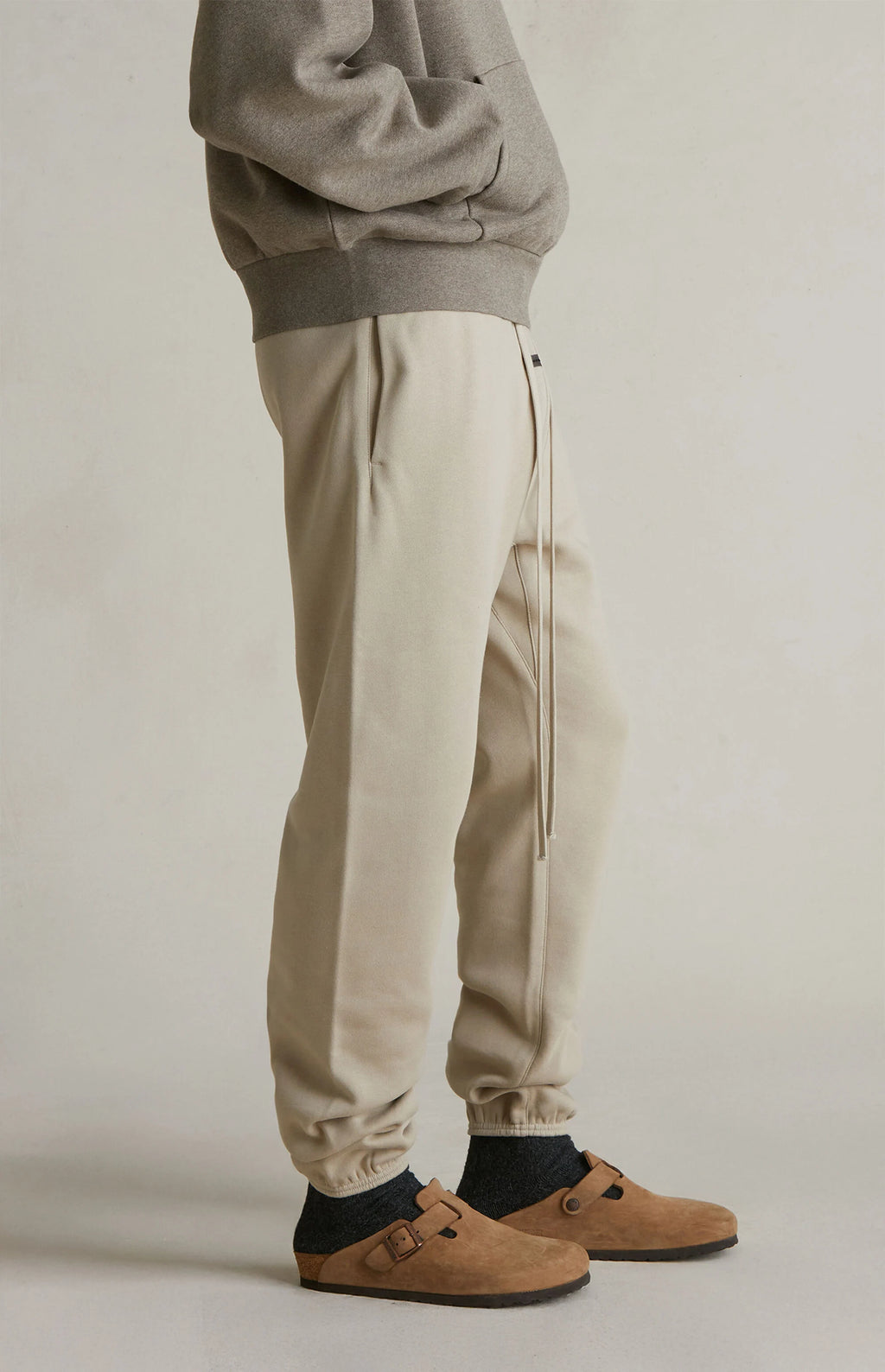 FEAR OF GOD ESSENTIALS SWEATPANTS 'TIMBER' FW25