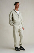 FEAR OF GOD ESSENTIALS SWEATPANTS 'HEATHER STONE' FW25