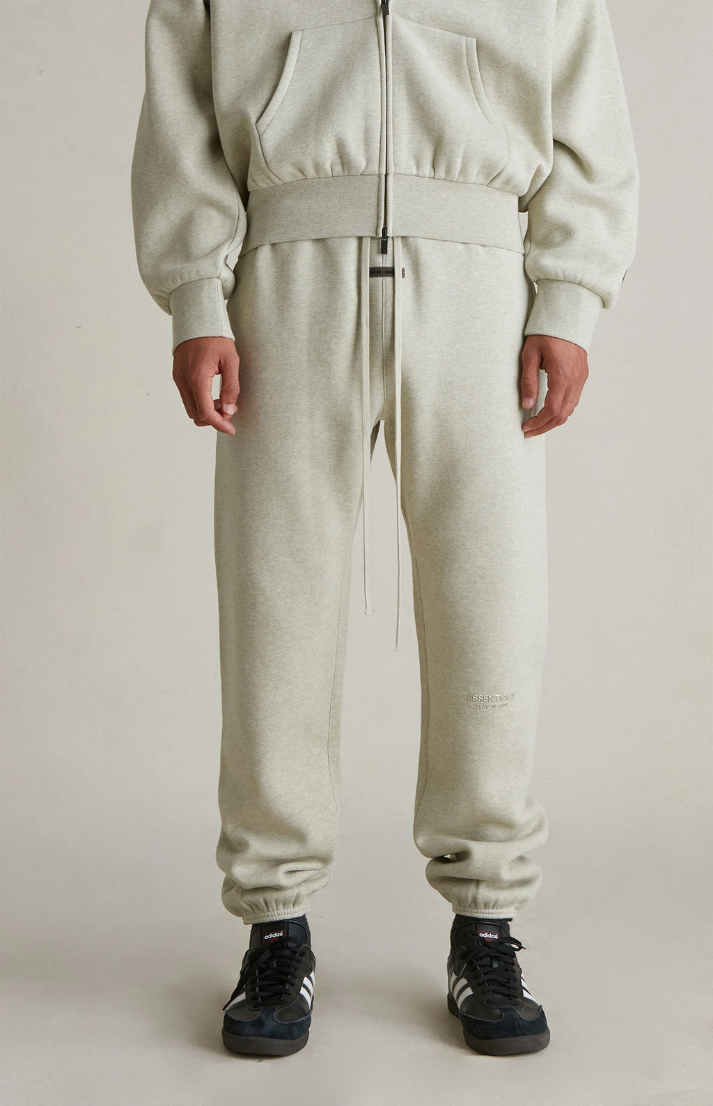 FEAR OF GOD ESSENTIALS SWEATPANTS 'HEATHER STONE' FW25