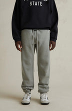 FEAR OF GOD ESSENTIALS SWEATPANTS 'CONCRETE HEATHER' FW25