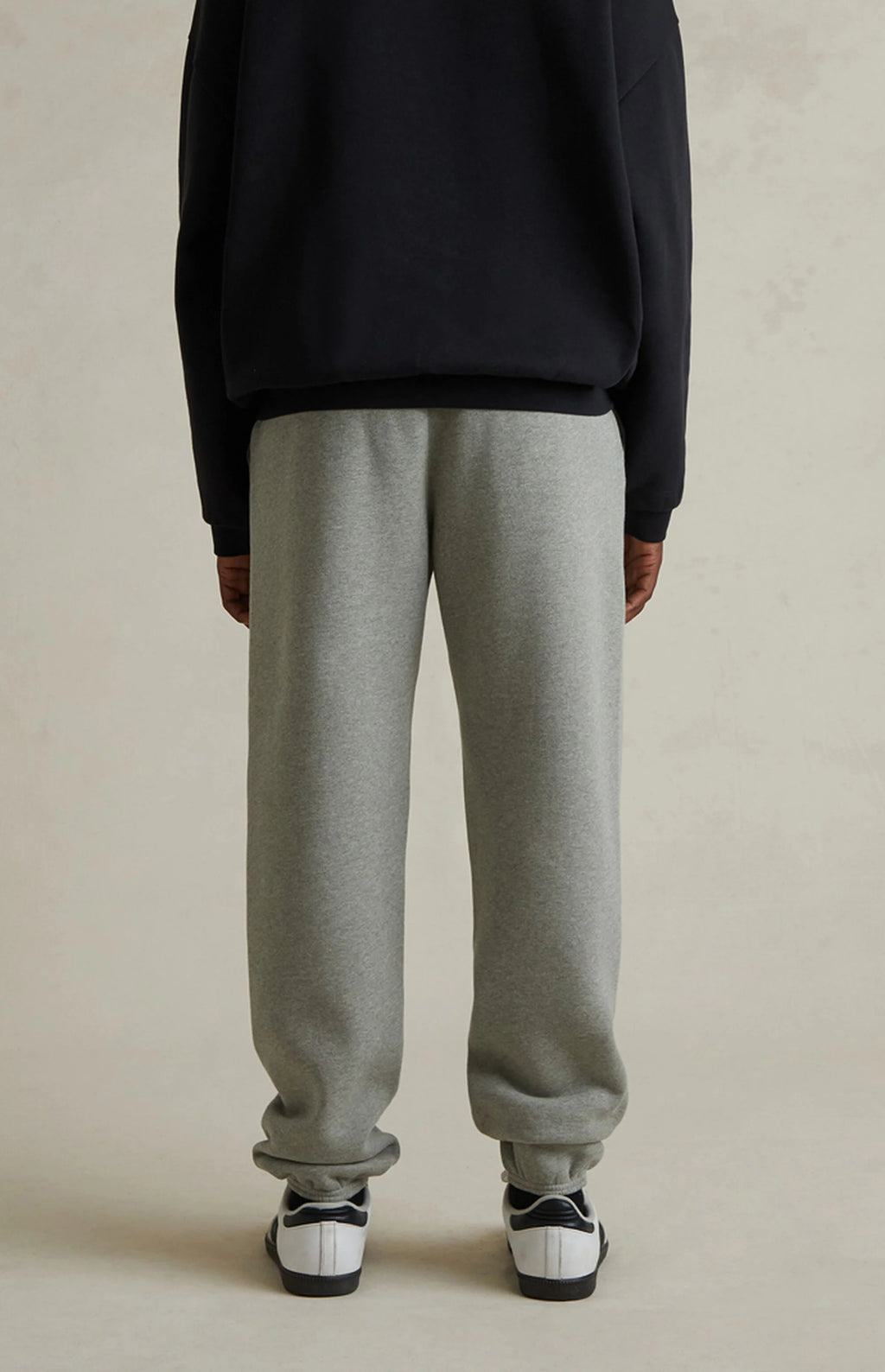 FEAR OF GOD ESSENTIALS SWEATPANTS 'CONCRETE HEATHER' FW25