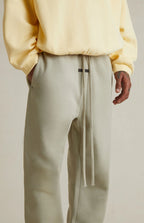 FEAR OF GOD ESSENTIALS SWEATPANTS 'ABBEY STONE' FW25