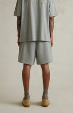 FEAR OF GOD ESSENTIALS CLASSIC FLEECE SHORT 'CONCRETE HEATHER' FW25