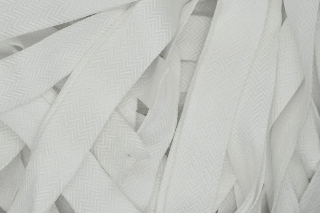 LANVIN LACE CIPŐFŰZŐ