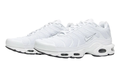 NIKE AIR MAX PLUS 'WHITE'