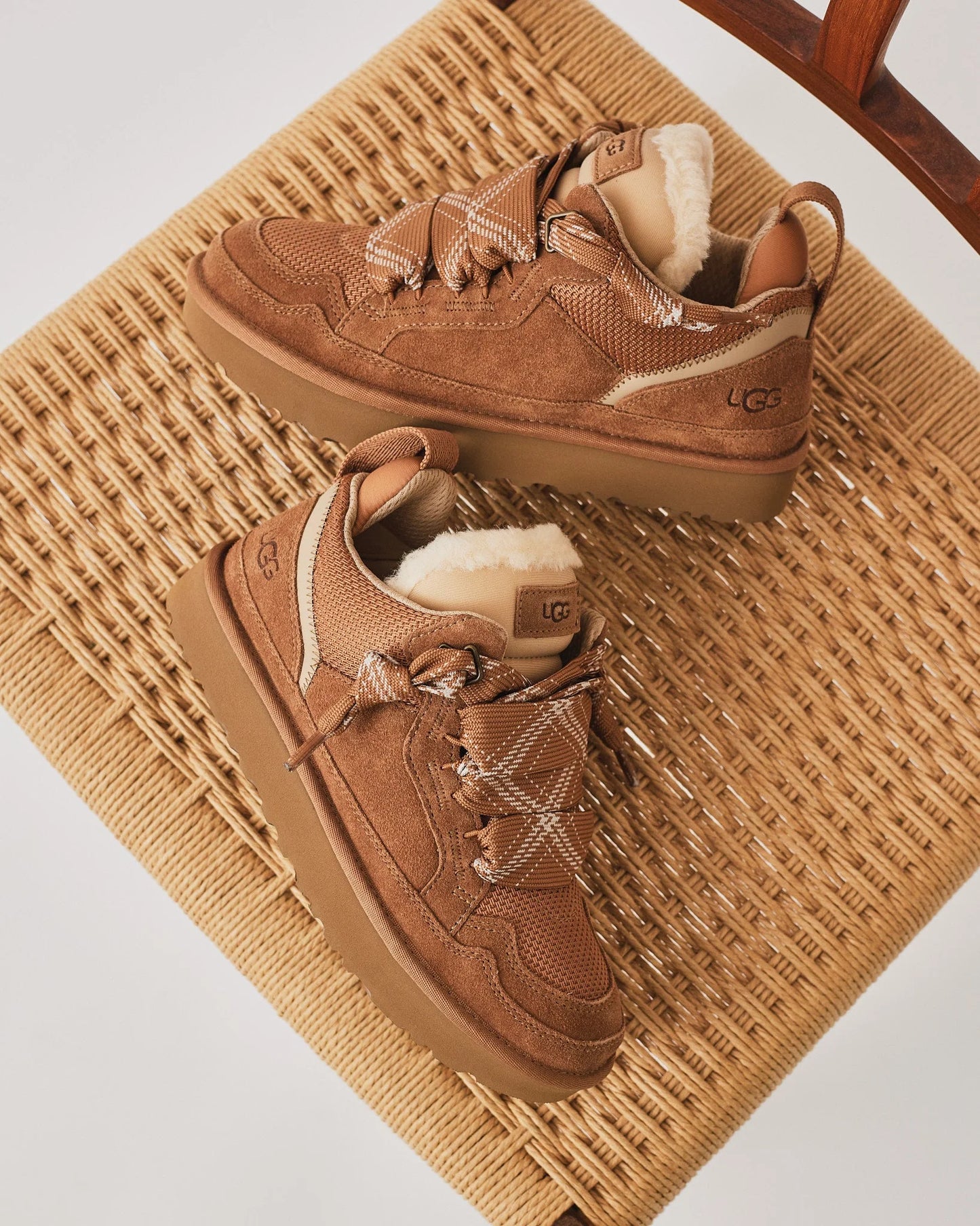 UGG LOWMEL 'CHESTNUT' W