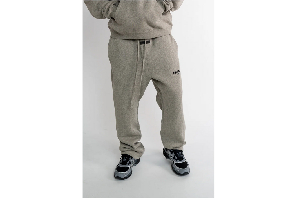 FEAR OF GOD ESSENTIALS RELAXED SWEATPANTS 'DARK OATMEAL' (2022)