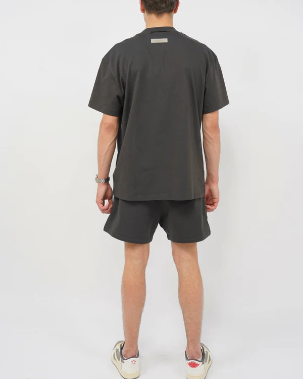 FEAR OF GOD ESSENTIALS SHORT 'IRON BLACK' SS22