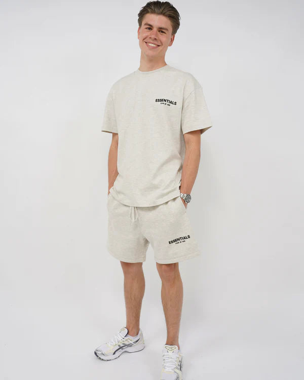 FEAR OF GOD ESSENTIALS SHORTS 'LIGHT OATMEAL' FW22