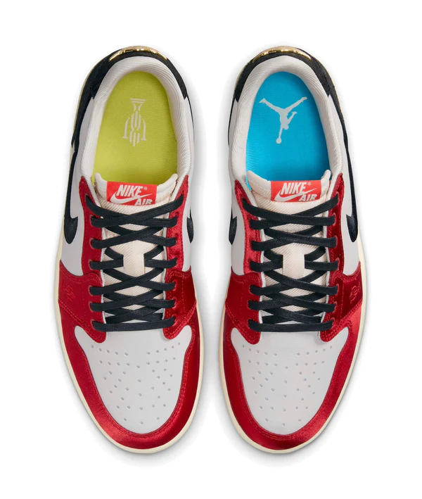JORDAN 1 RETRO LOW OG 'TROPHY ROOM AWAY'