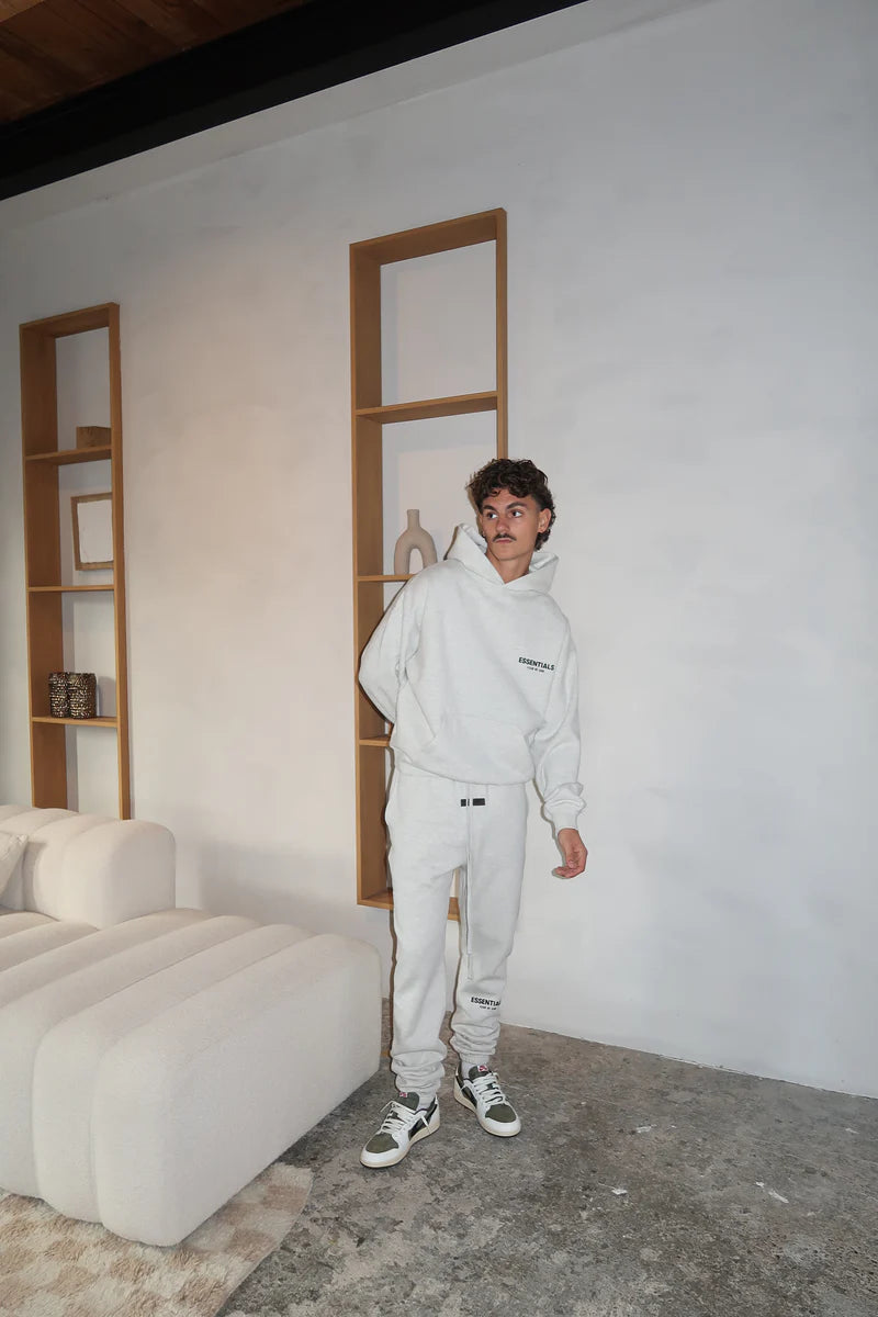 FEAR OF GOD ESSENTIALS HOODIE LIGHT OATMEAL (FW22)