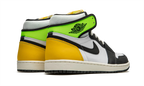 AIR JORDAN 1 RETRO HIGH OG 'VOLT GOLD'