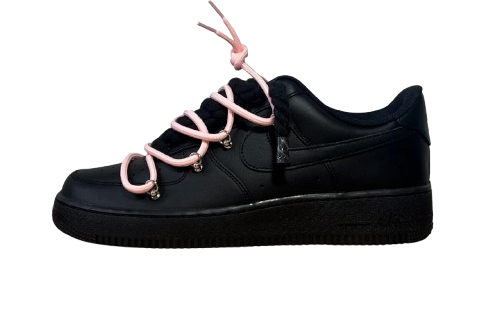 NIKE AIR FORCE 1 LOW 'BLACK / LACED UP PINK ROPE LACES'