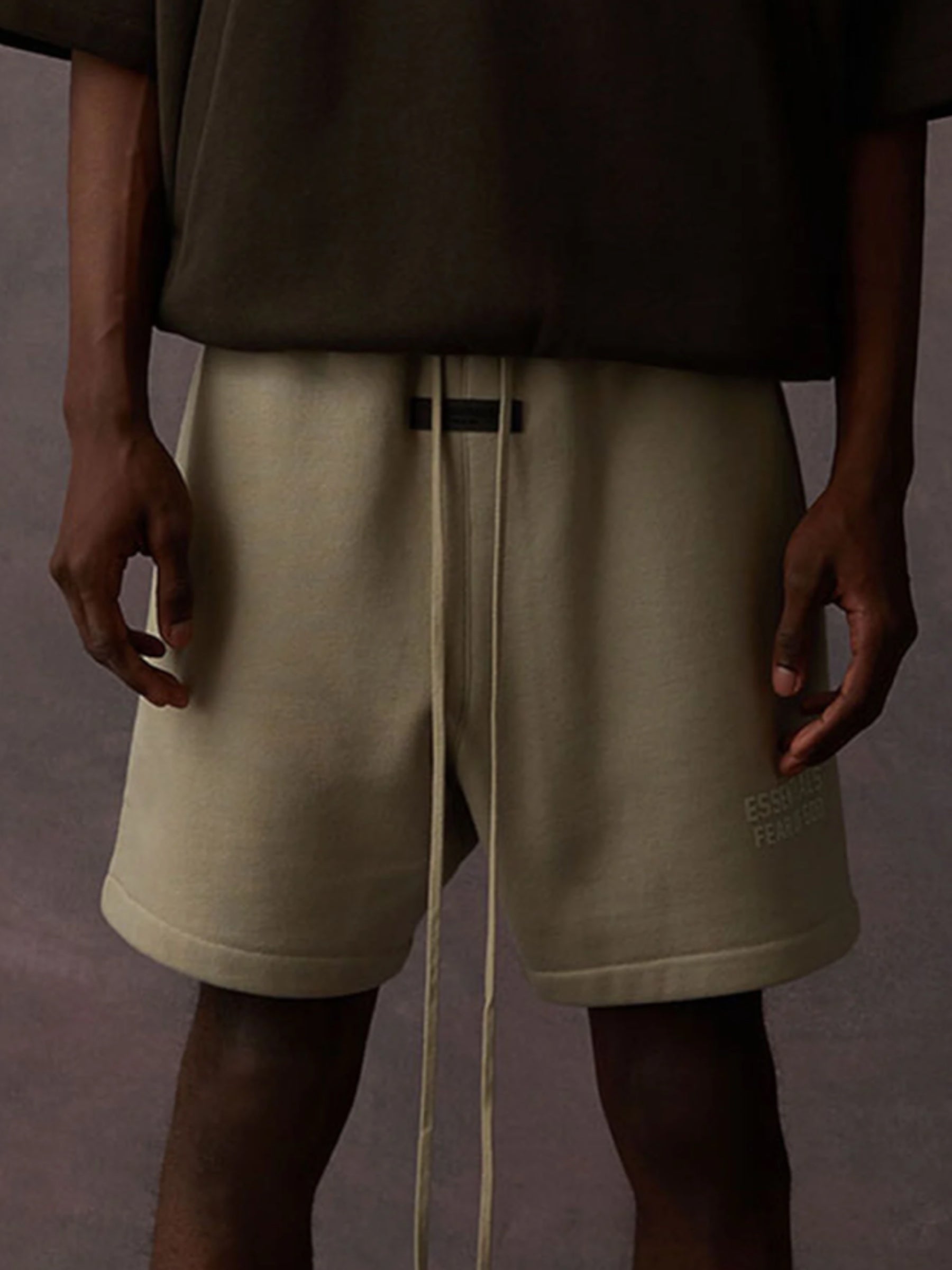 FEAR OF GOD ESSENTIALS SHORT 'SEAL' SS23