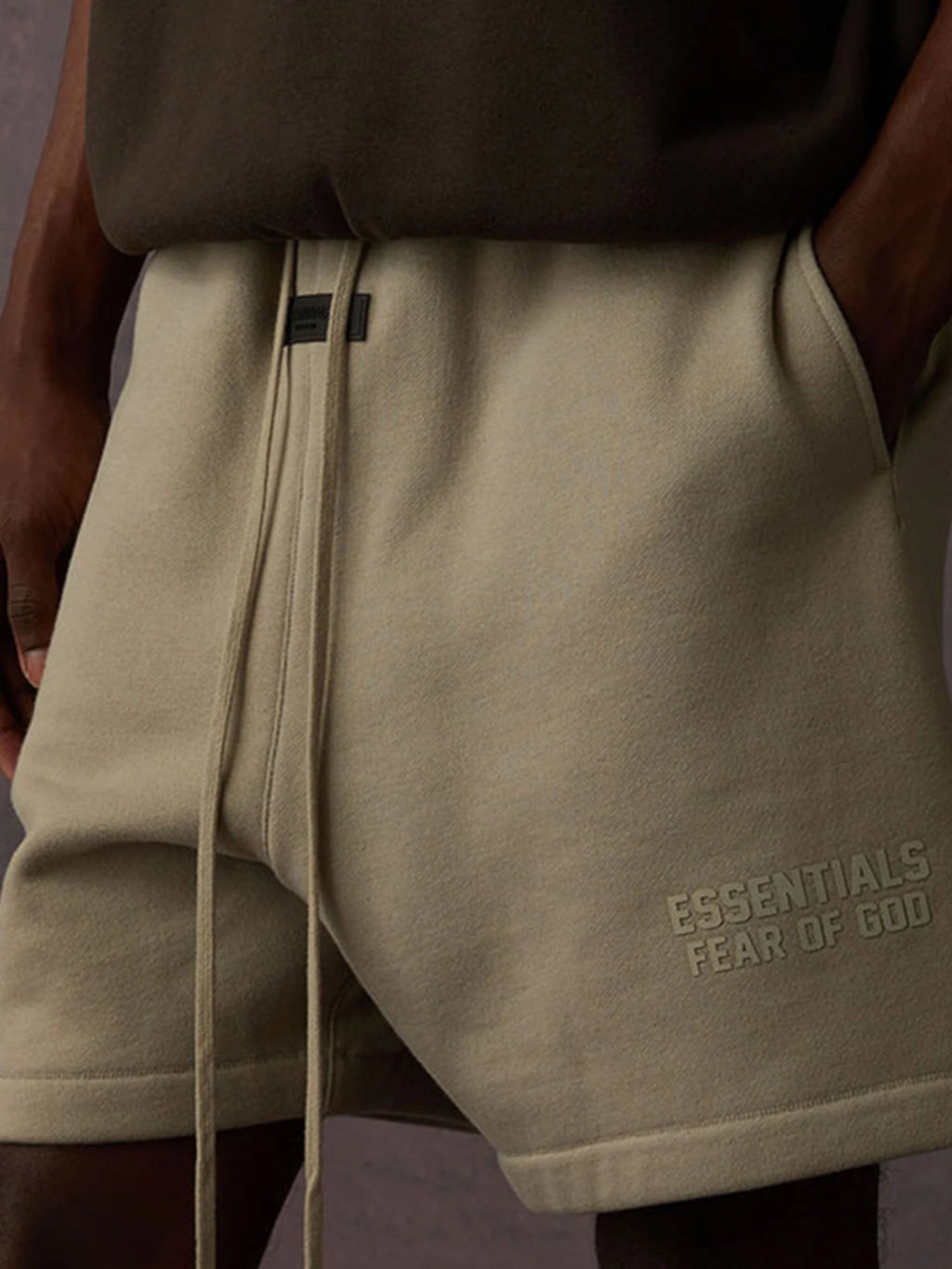 FEAR OF GOD ESSENTIALS SHORT 'SEAL' SS23