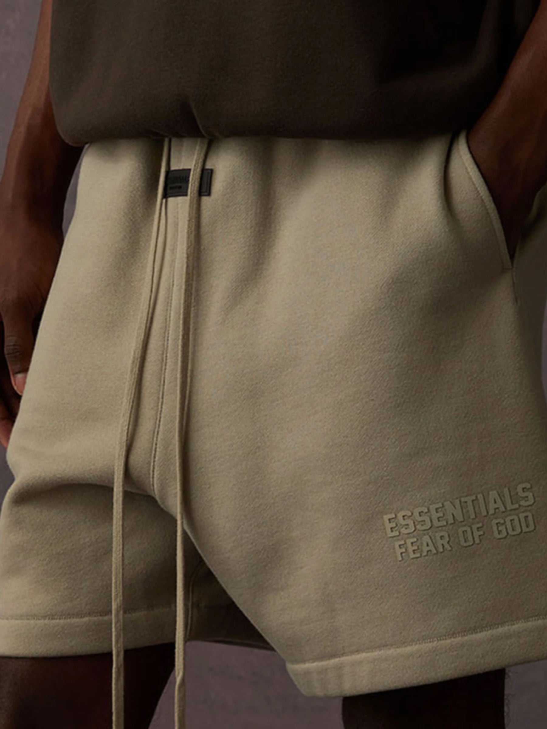 FEAR OF GOD ESSENTIALS SHORT 'SEAL' SS23