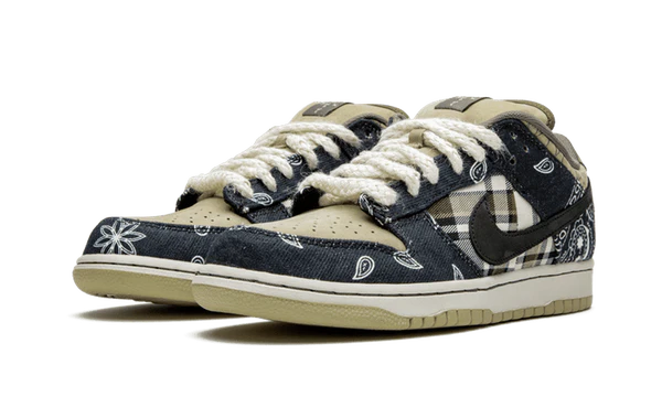 NIKE SB DUNK LOW TRAVIS SCOTT